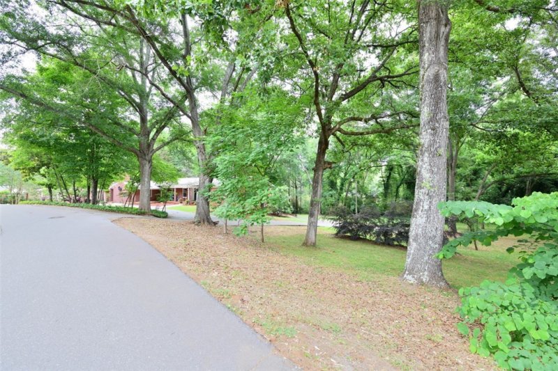 Property image 3 at 107 Broad Street, Clemson, SC 29631