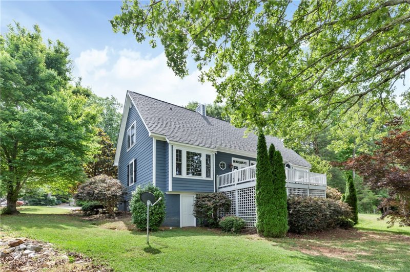 Property image 5 at 4608 Barn Hill Drive, Seneca, SC 29678