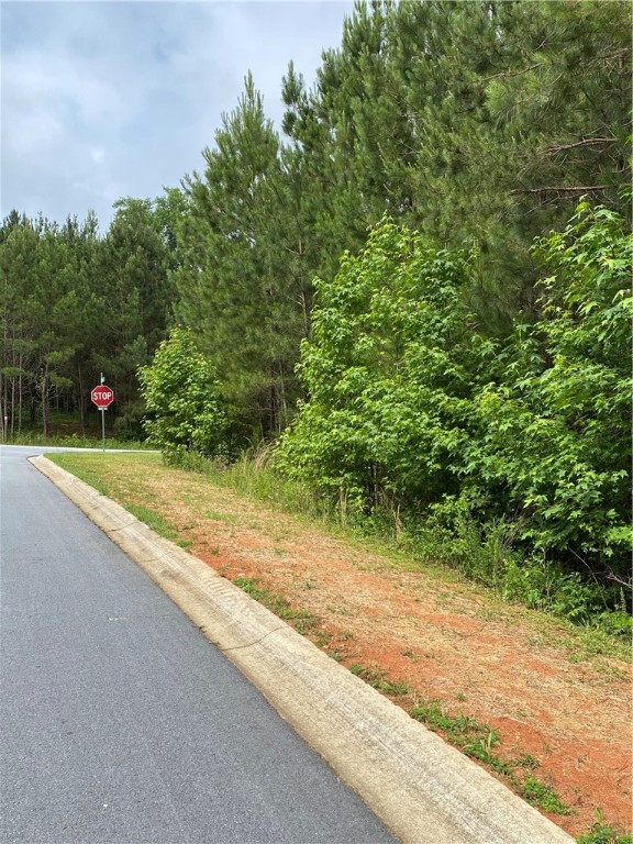 Property image 2 at 105 Abaco Lane, Seneca, SC 29672