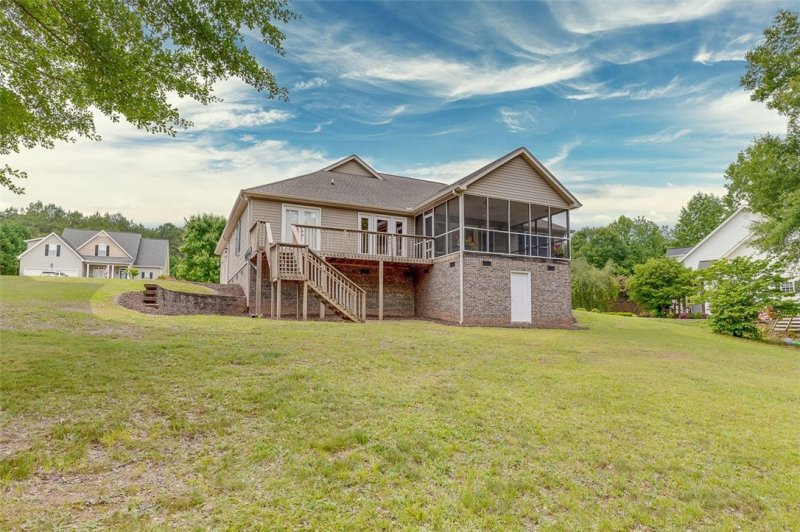 Property image 3 at 114 Equestrian Trail, Easley, SC 29642