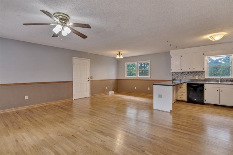 Property image 2 at 106 Shady Lane, Seneca, SC 29678