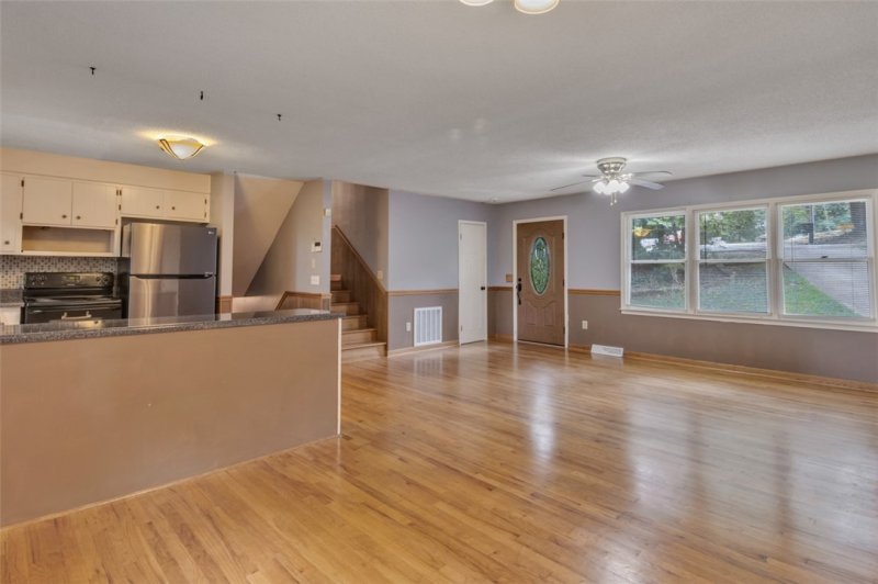 Property image 4 at 106 Shady Lane, Seneca, SC 29678