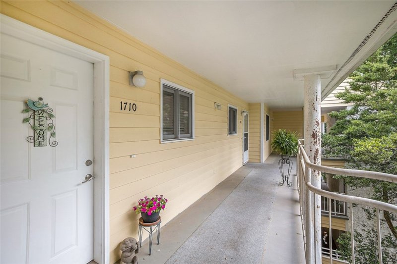 1710 Northlake Drive