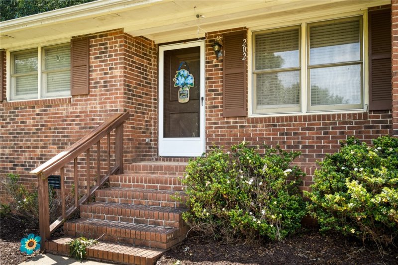 Property image 5 at 202 Carswell Drive, Anderson, SC 29624