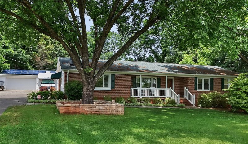 Property image 2 at 224 Nottingham Way, Anderson, SC 29621