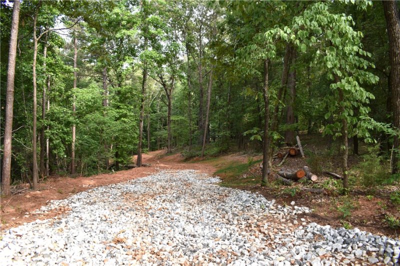 Property image 3 at 93 Sequoyah Road, Fair Play, SC 29643