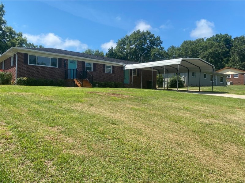 Property image 2 at 510 Overbrook Drive, Seneca, SC 29678