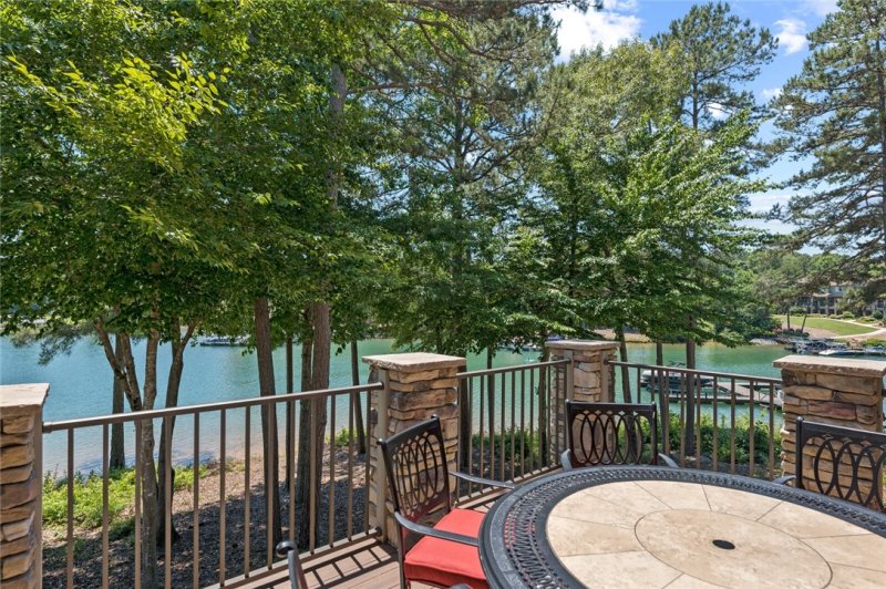 Property image 3 at 530 Sunset Point Drive, West Union, SC 29696