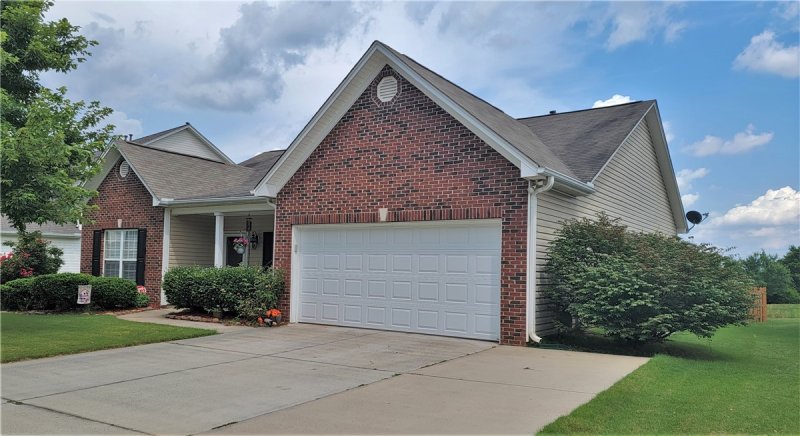 Property image 2 at 126 Herd Park Court, Anderson, SC 29621