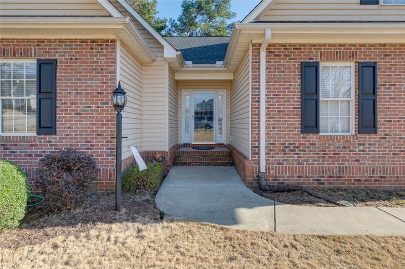 Property image 2 at 100 Banabus Lane, Anderson, SC 29621