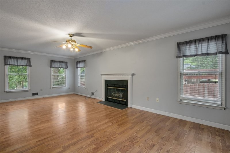 Property image 3 at 840 Shoresbrook Drive, Spartanburg, SC 29301