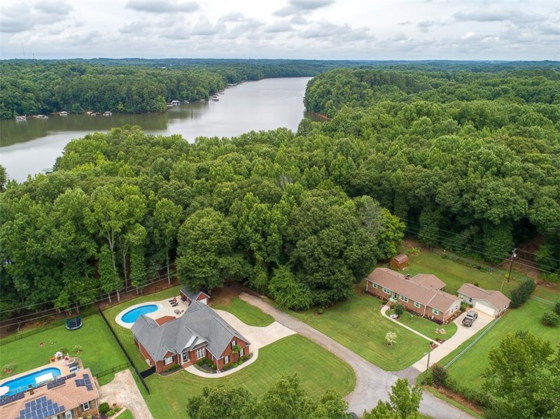 Property image 5 at 302 Driftwood Drive, Anderson, SC 29621