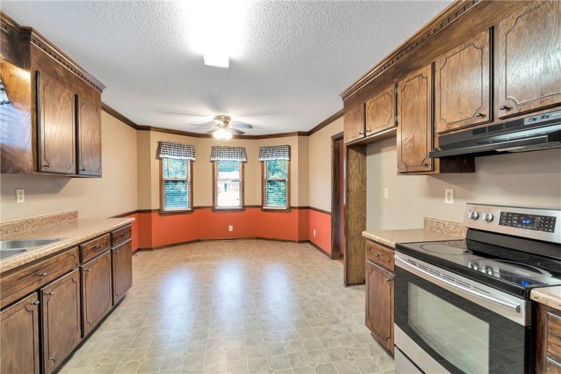 Property image 2 at 348 Springdale Avenue, Liberty, SC 29657