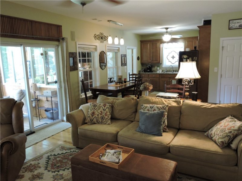 Property image 2 at 102 Sherry Lane, Fair Play, SC 29643