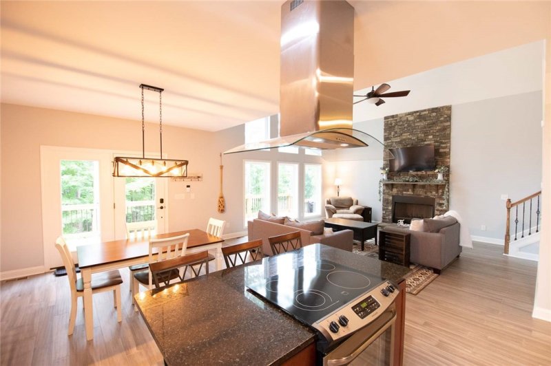 Property image 3 at 1203 Clear Sail Way, West Union, SC 29696