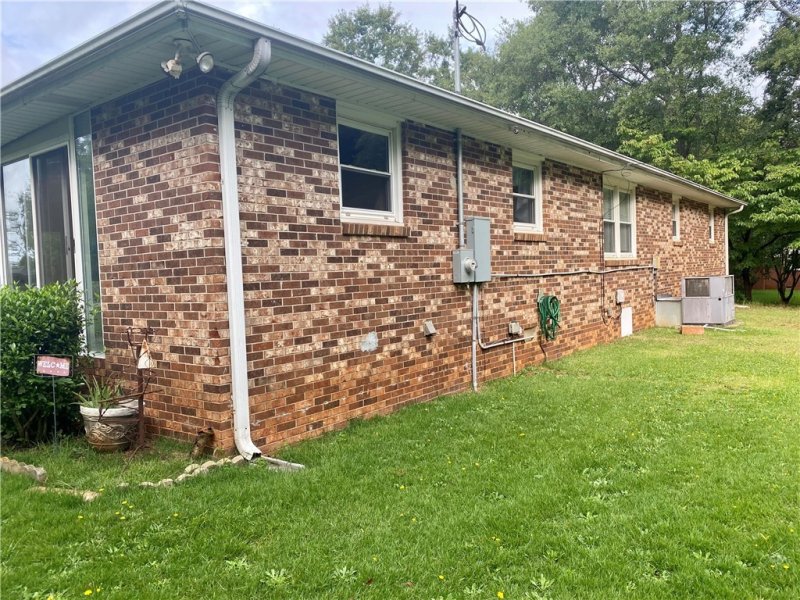 Property image 4 at 501 Jasmin Drive, Anderson, SC 29626