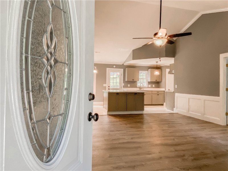 Property image 4 at 420 Sherwood Drive, Seneca, SC 29678