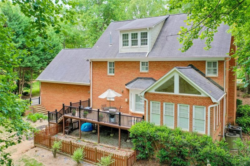 Property image 2 at 203 Shefwood Drive, Easley, SC 29642