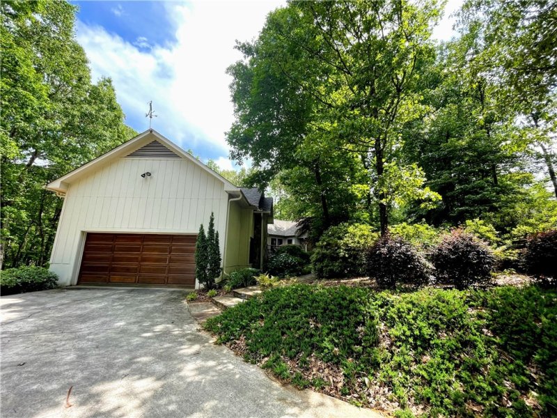 Property image 2 at 120 Beacon Ridge Circle, Salem, SC 29676