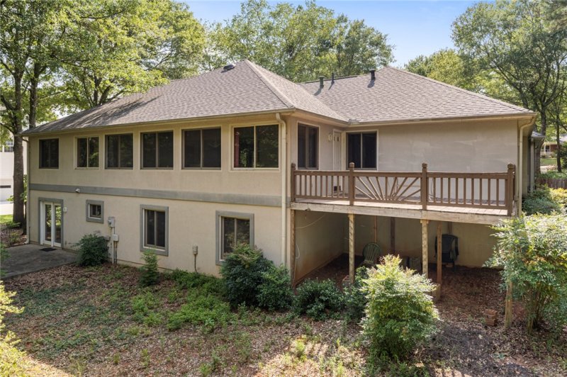 Property image 2 at 107 Roxbury Court, Anderson, SC 29625