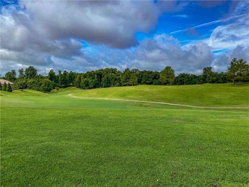 Property image 5 at 1320 Falcons Drive, Walhalla, SC 29691