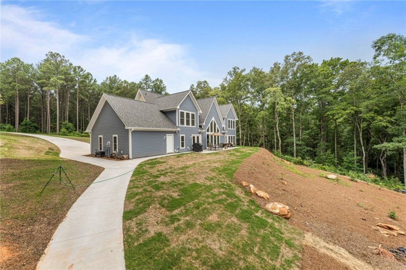 Property image 5 at 513 River Cove Drive, Seneca, SC 29672