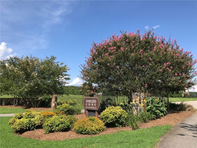 Property image 3 at 673 The Bear Boulevard, Tamassee, SC 29686