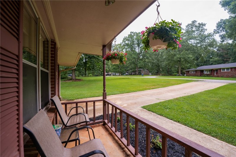 Property image 4 at 225 Cloverhill Drive, Anderson, SC 29624