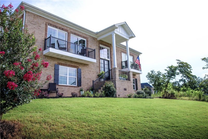 Property image 2 at 1042 Tuscany Drive, Anderson, SC 29621