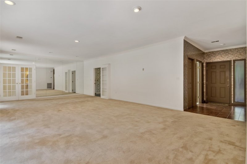 Property image 3 at 30 Hickory Way, Clemson, SC 29631