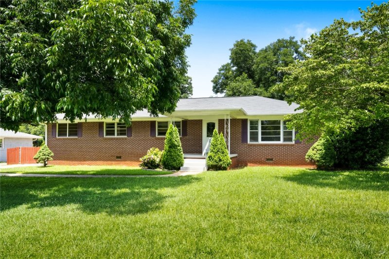 Property image 3 at 2607 McKinley Drive, Anderson, SC 29621