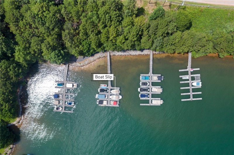 Property image 4 at 502 Jade Lane, Seneca, SC 29672