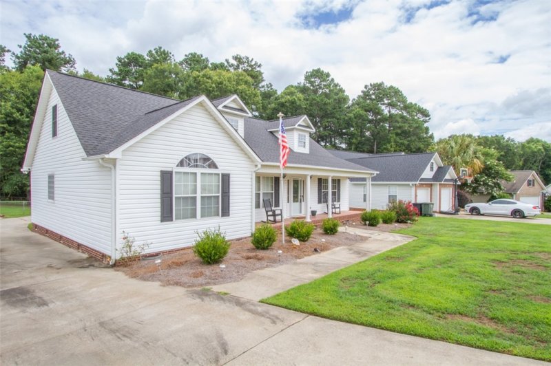 Property image 4 at 121 Amberwood Drive, Anderson, SC 29621