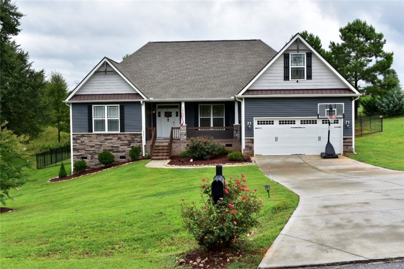 2424 Watkins Road Extension