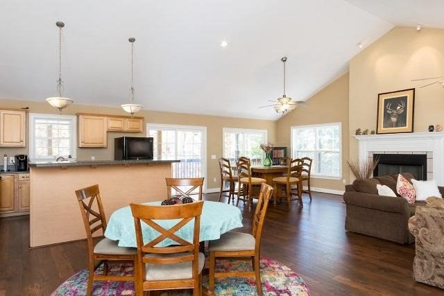 Property image 2 at 131 W Waters Edge Lane, West Union, SC 29696