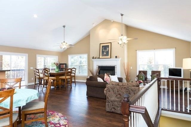 Property image 3 at 131 W Waters Edge Lane, West Union, SC 29696