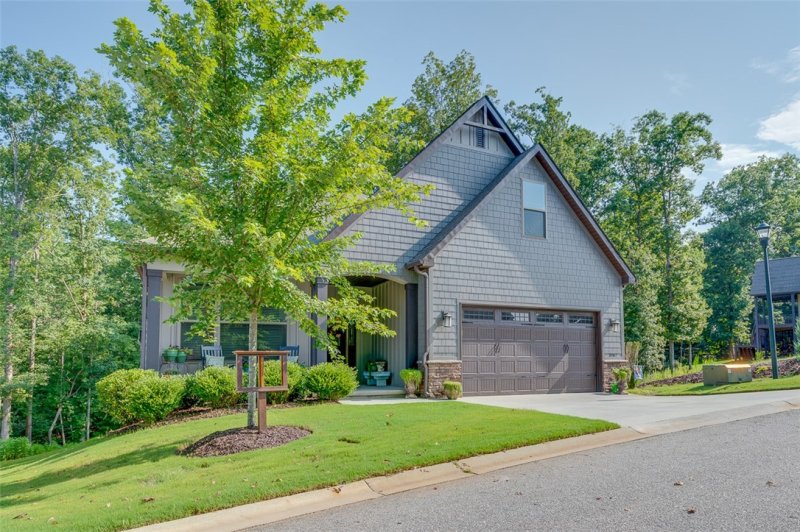 Property image 3 at 3262 Championship Drive, Seneca, SC 29678