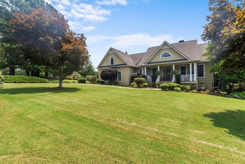 Property image 4 at 3904 Turnberry Loop, Seneca, SC 29678