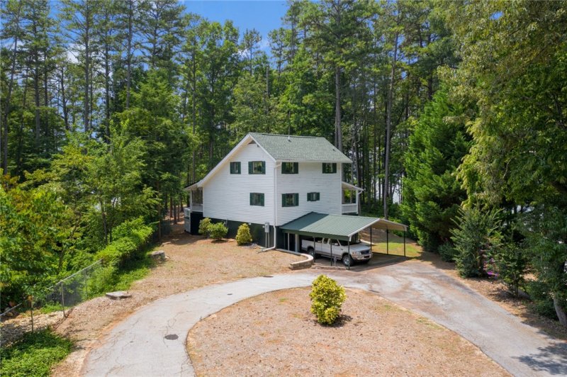 Property image 2 at 233 JoAnn Circle, Fair Play, SC 29643