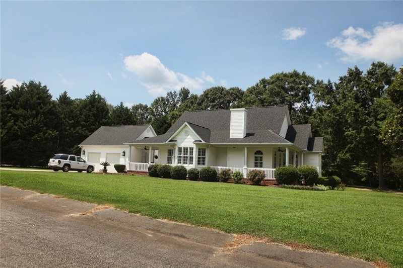 Property image 3 at 104 Quail Trail, Honea Path, SC 29654