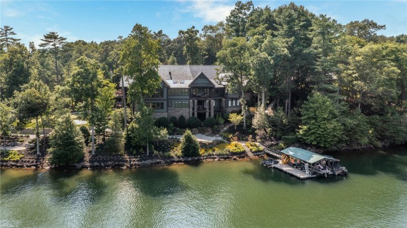 Property image 2 at 107 Nine Bark Way, Sunset, SC 29685