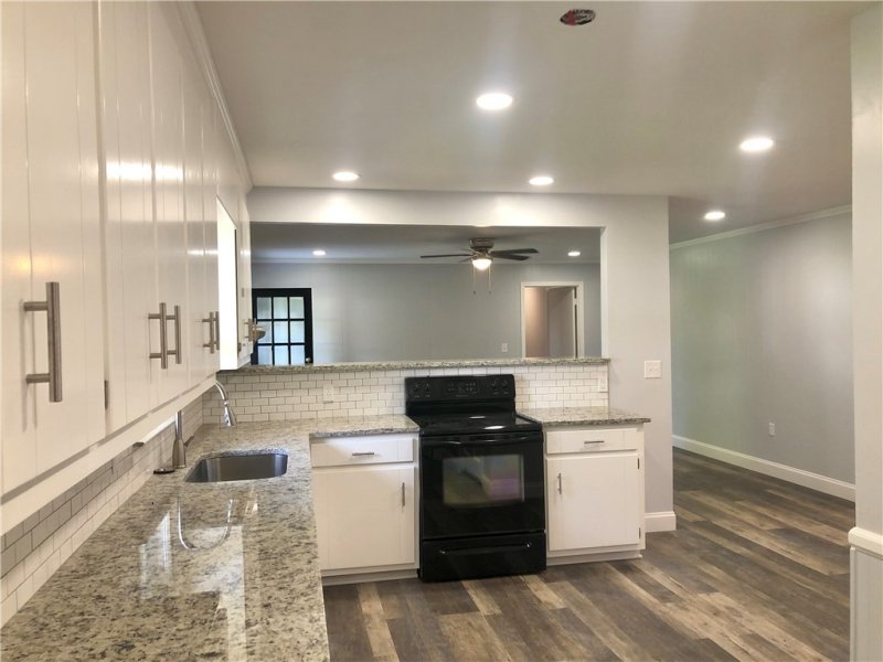 Property image 2 at 213 Oxmoor Drive, Anderson, SC 29625