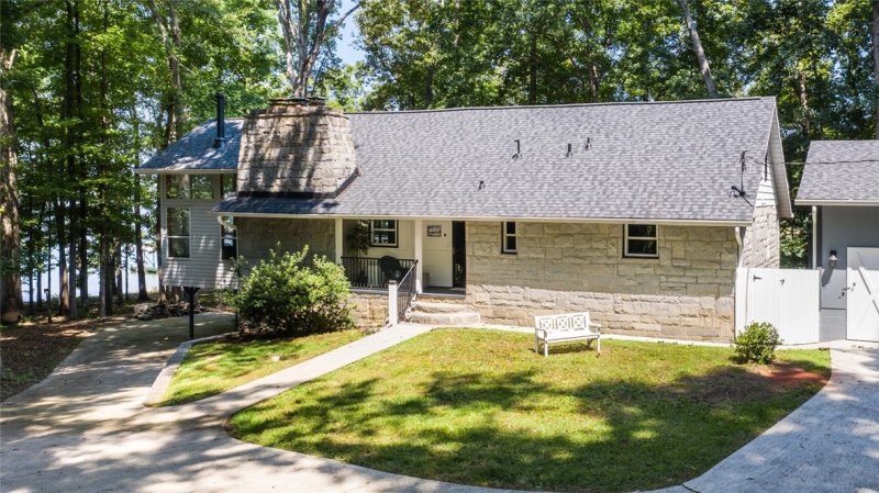 Property image 3 at 198 Debbie Lane, Fair Play, SC 29643