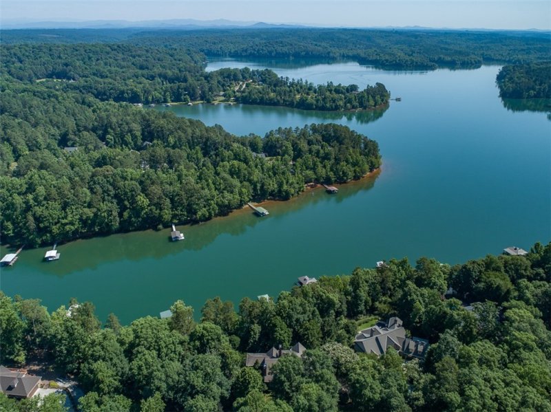 Property image 2 at 211 Horse Head Point, Seneca, SC 29672