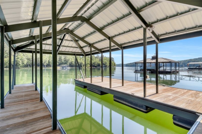 Property image 3 at 211 Horse Head Point, Seneca, SC 29672