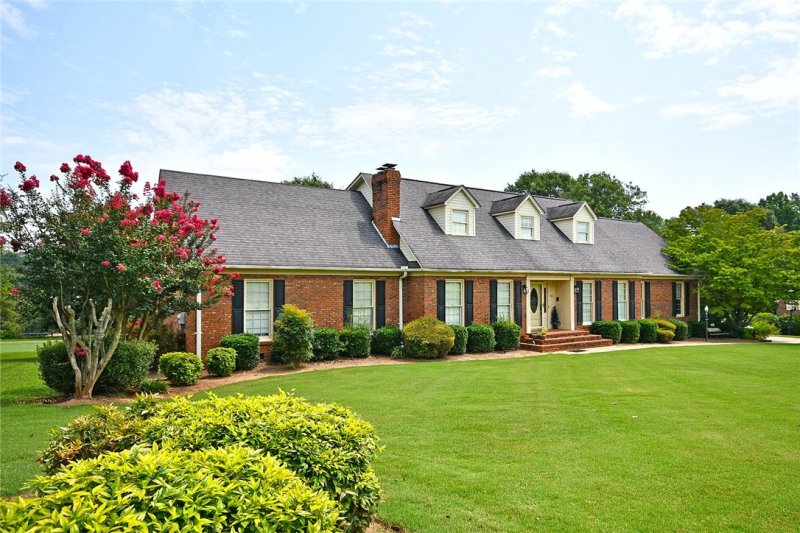 Property image 2 at 303 Carnoustie Drive, Easley, SC 29642