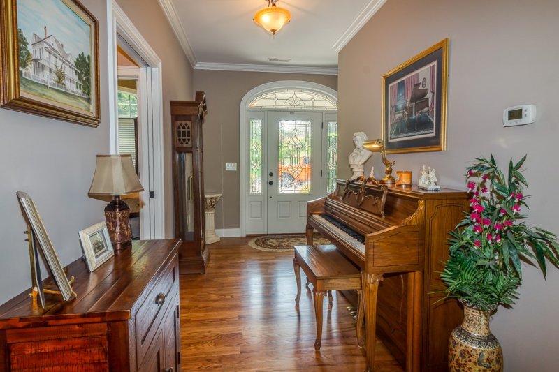 Property image 5 at 220 Winding Oaks Drive, Seneca, SC 29672