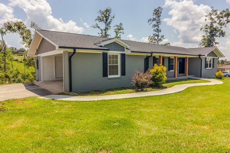 Property image 4 at 816 Ploma Drive, Seneca, SC 29678