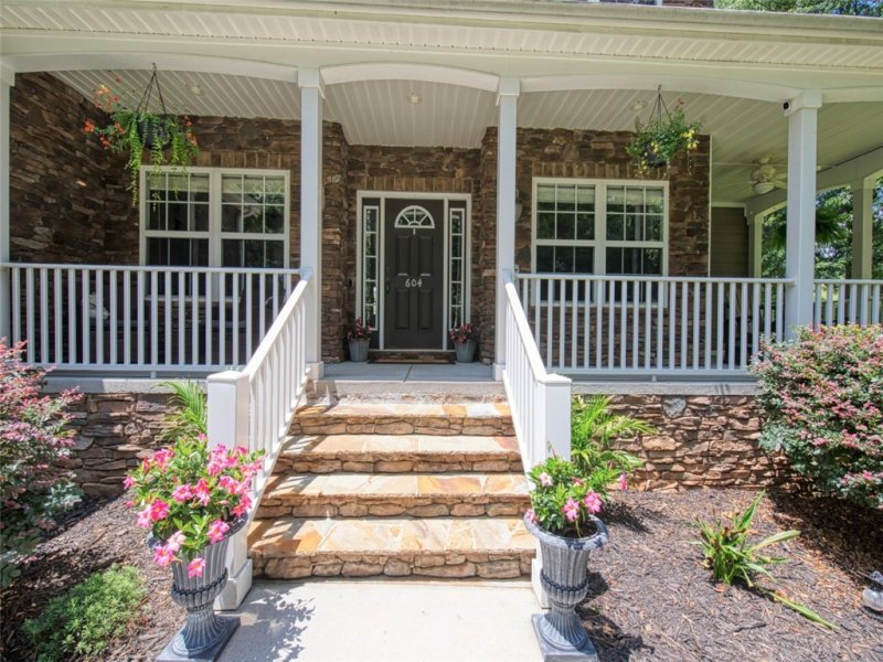 Property image 2 at 604 Feathery Lane, Seneca, SC 29678