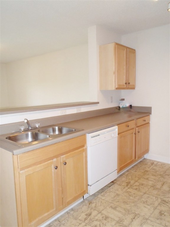 Property image 3 at 1633 Harts Ridge Drive, Seneca, SC 29678